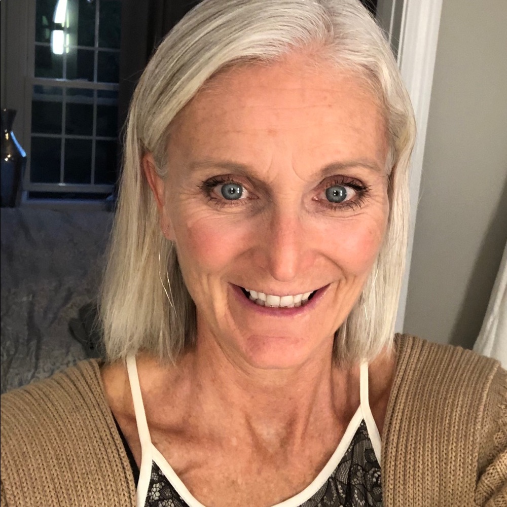 Meet your Posher, Jacqueline